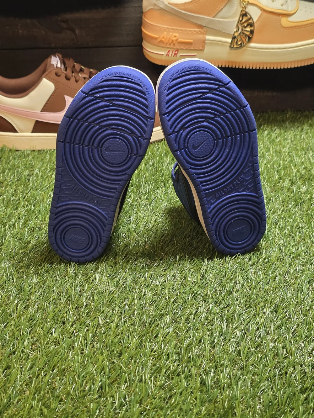 Nike kids high